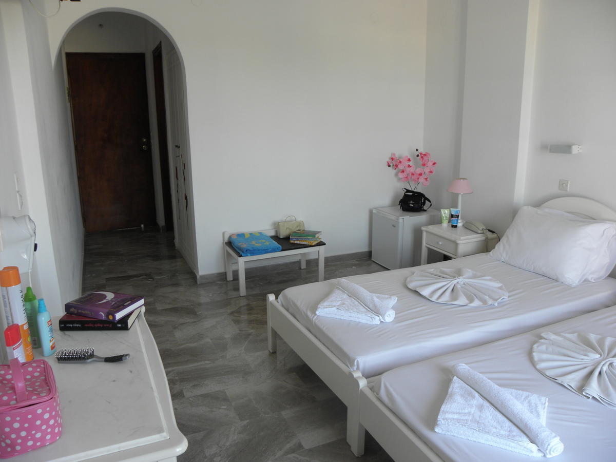 Areti Hotel Kamári المظهر الخارجي الصورة